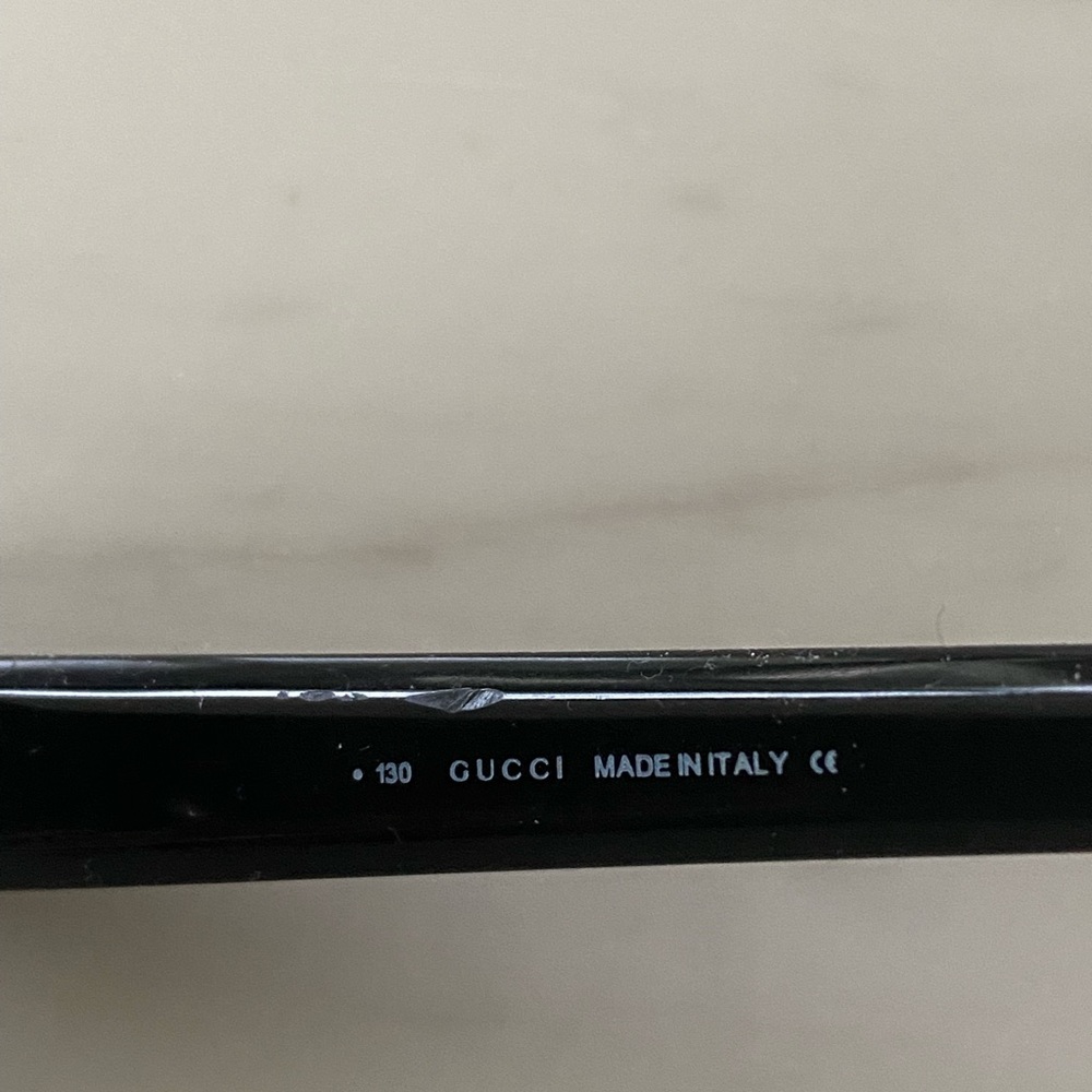 Vintage Gucci Rectangular Frame Sunglasses Model … - image 4